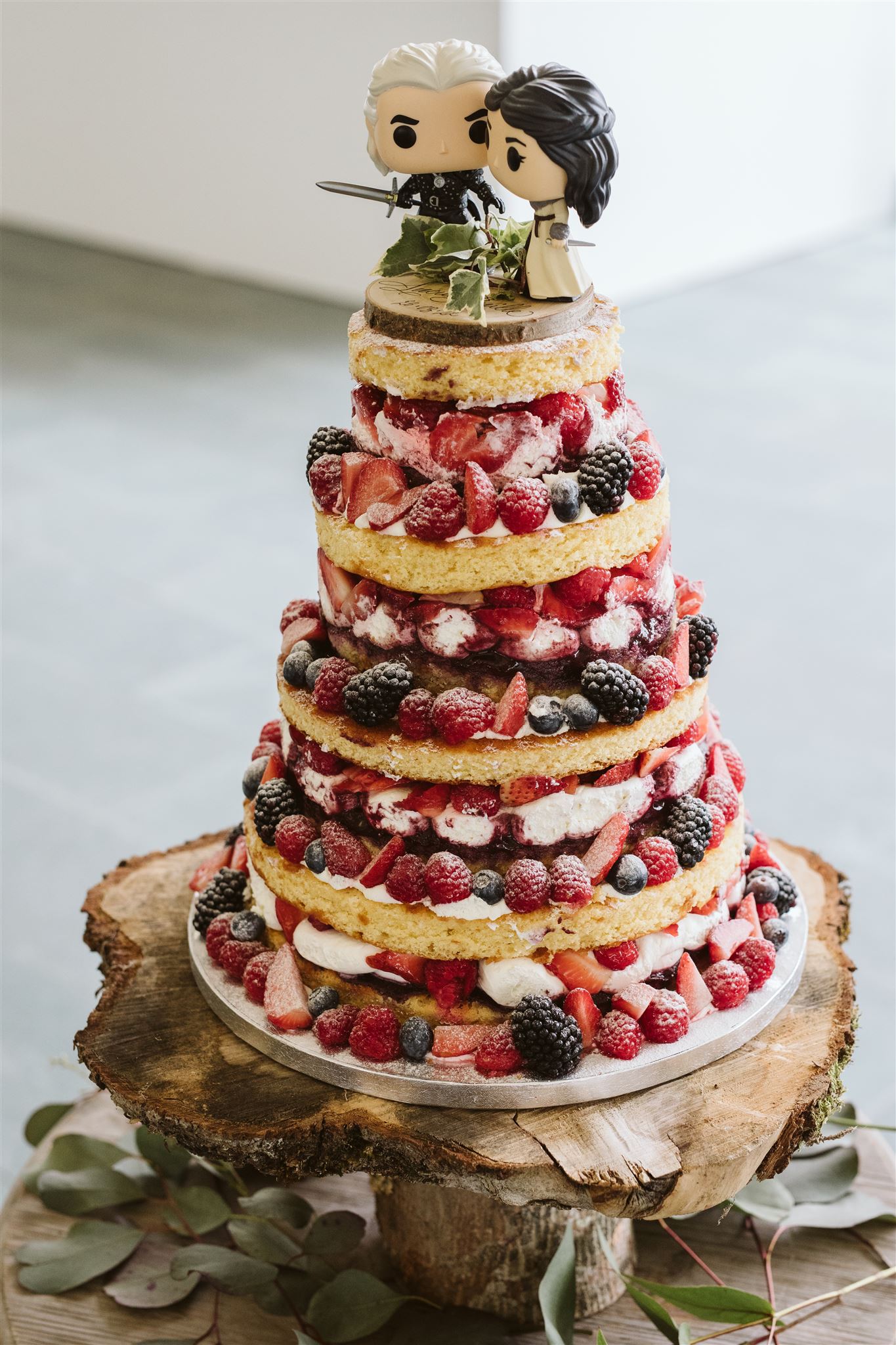 Tarta de boda naked cake rústica de frutas