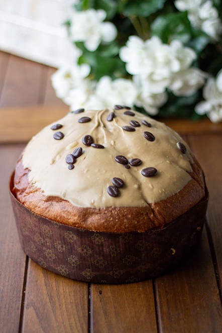 20250328 panettone cafe y pistacho 0741